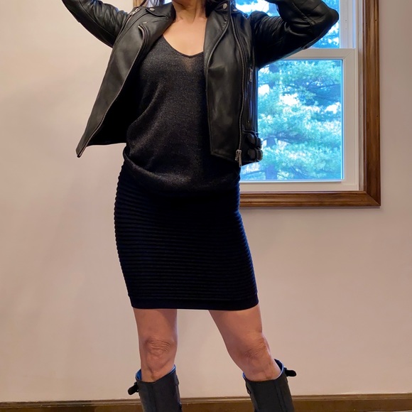 BCBG Generation Bodycon Bandage Black skirt - Picture 3 of 5